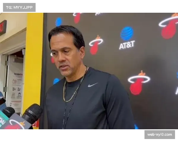 教练专访：热火主帅斯波尔斯特拉谈如何利用场馆感应数据优化训练负荷与轮换策略